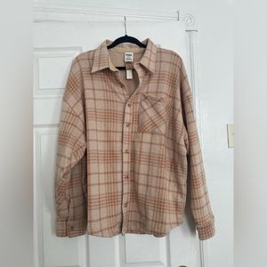 PINK boyfriend shacket, sz: M